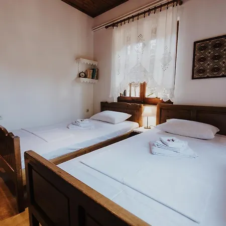 Holiday home Traditional House In